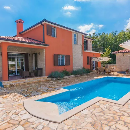 Ivona, A Luxurious Minutes From The Sea Labin (Istria)